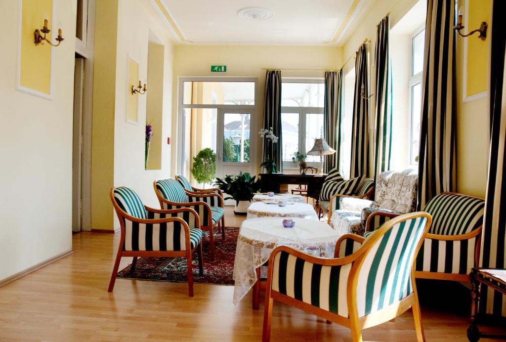 Boutiquehotel Stefanie Bad Voeslau Buitenkant foto